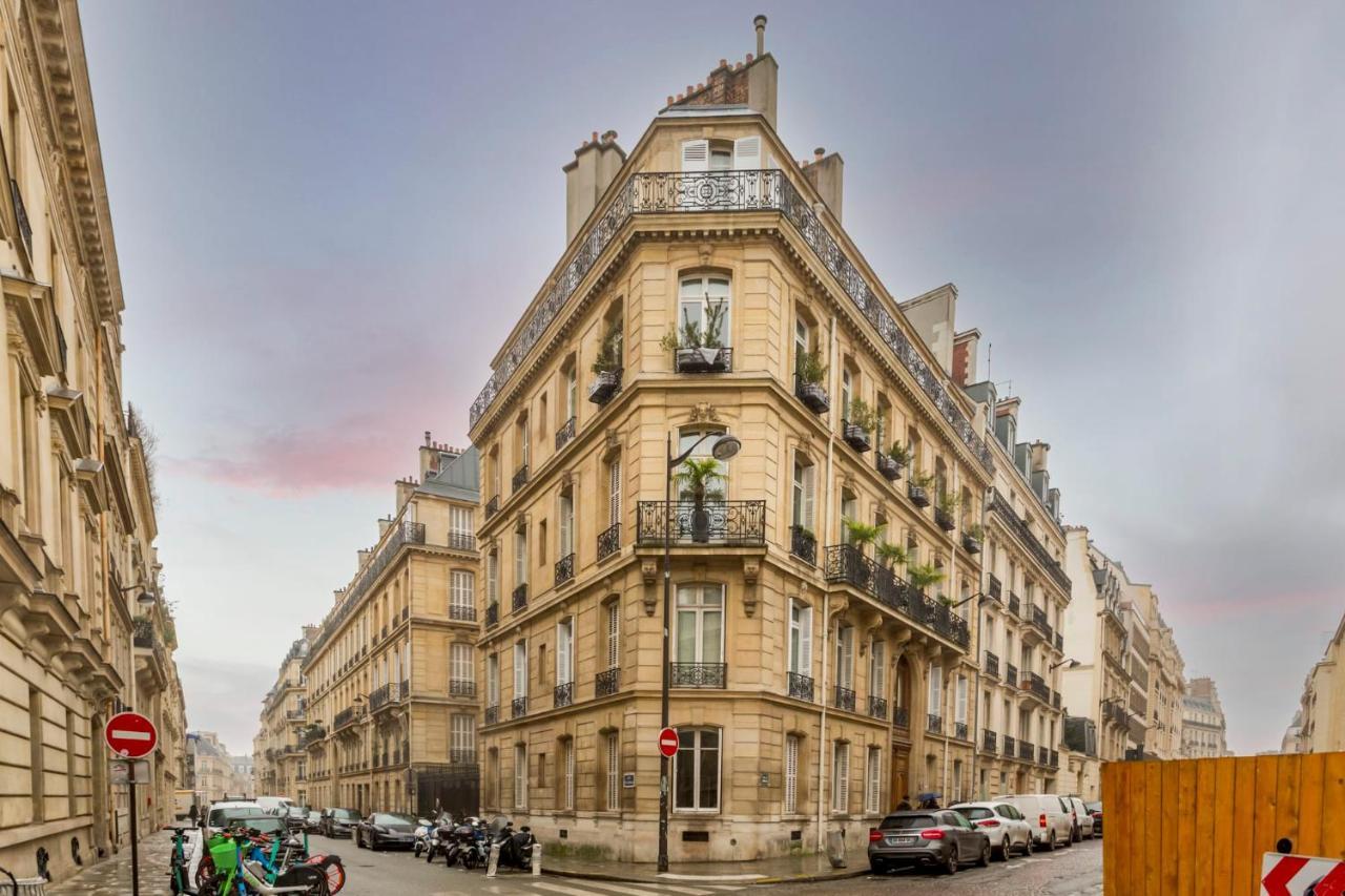 Cozy Apartment - Champs Elysees - Monceau Париж Екстериор снимка