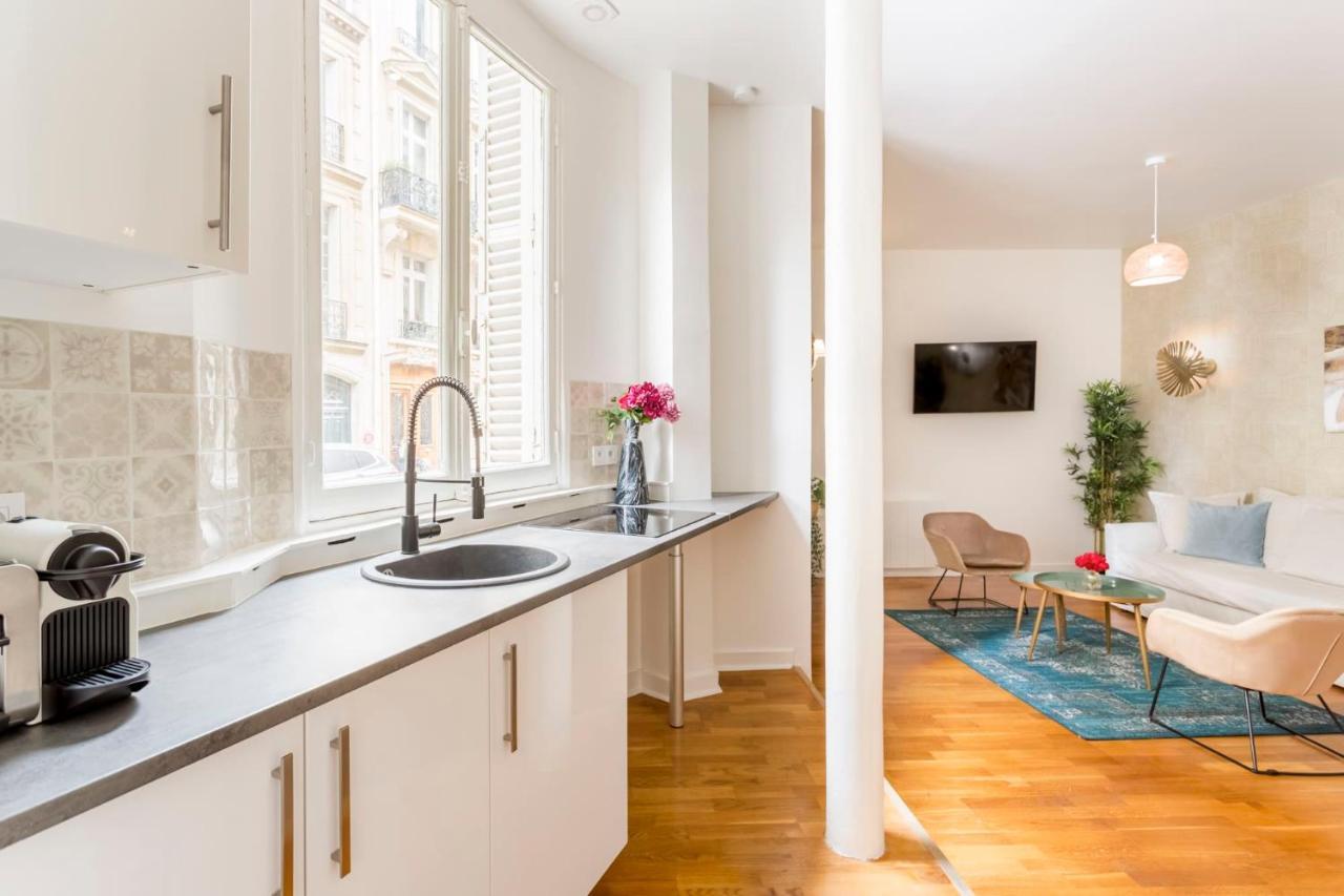 Cozy Apartment - Champs Elysees - Monceau Париж Екстериор снимка