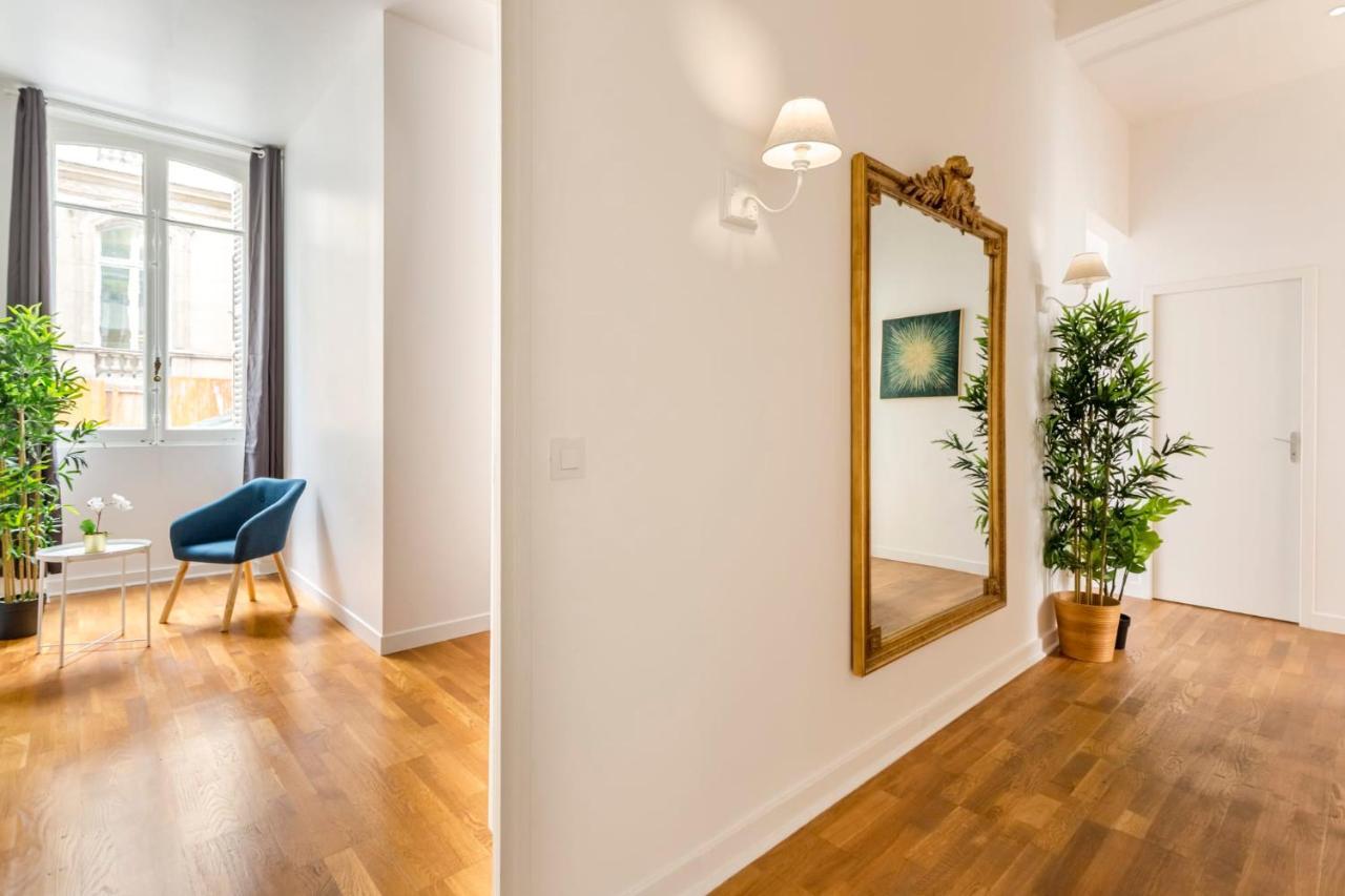 Cozy Apartment - Champs Elysees - Monceau Париж Екстериор снимка