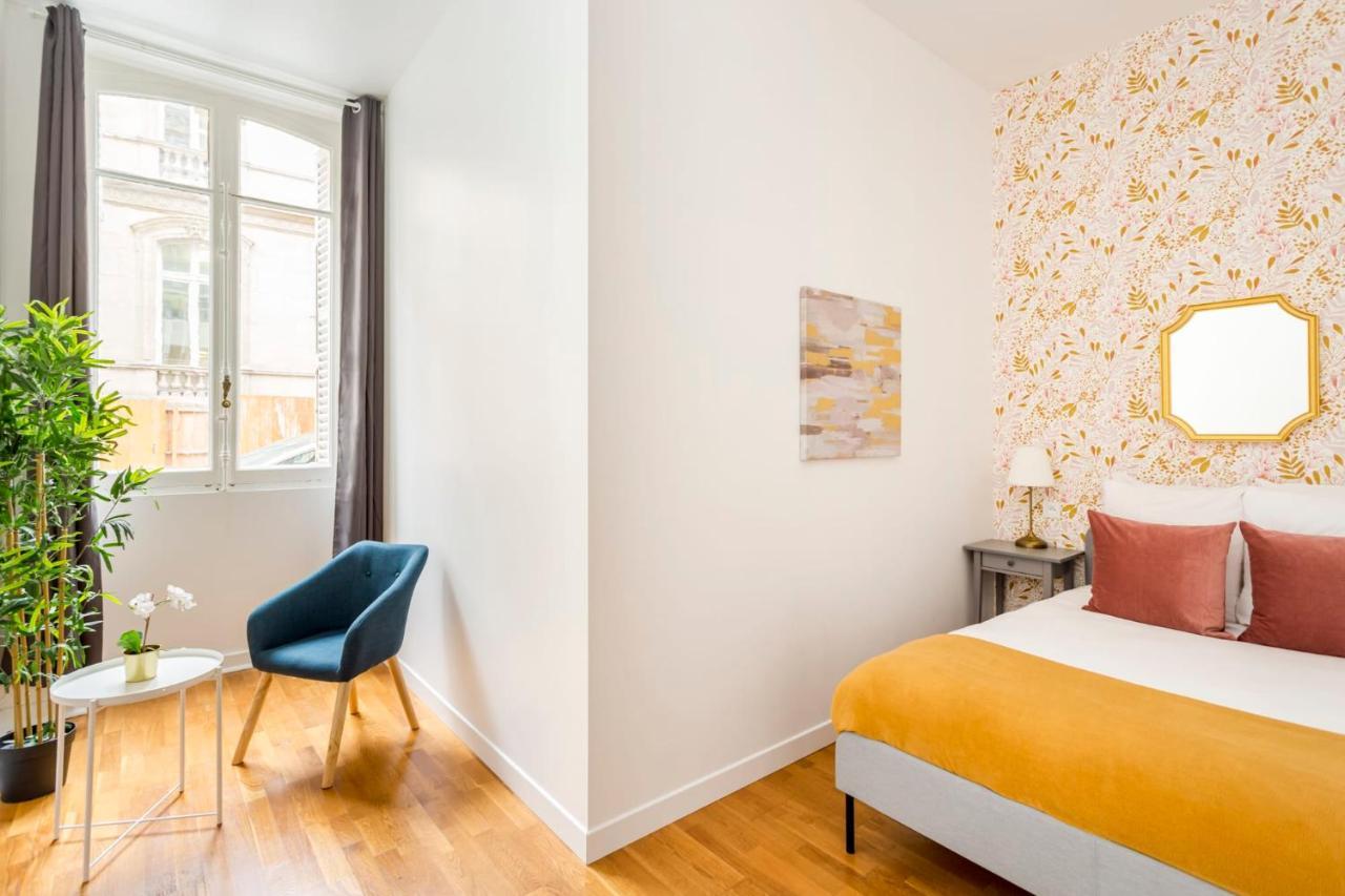 Cozy Apartment - Champs Elysees - Monceau Париж Екстериор снимка