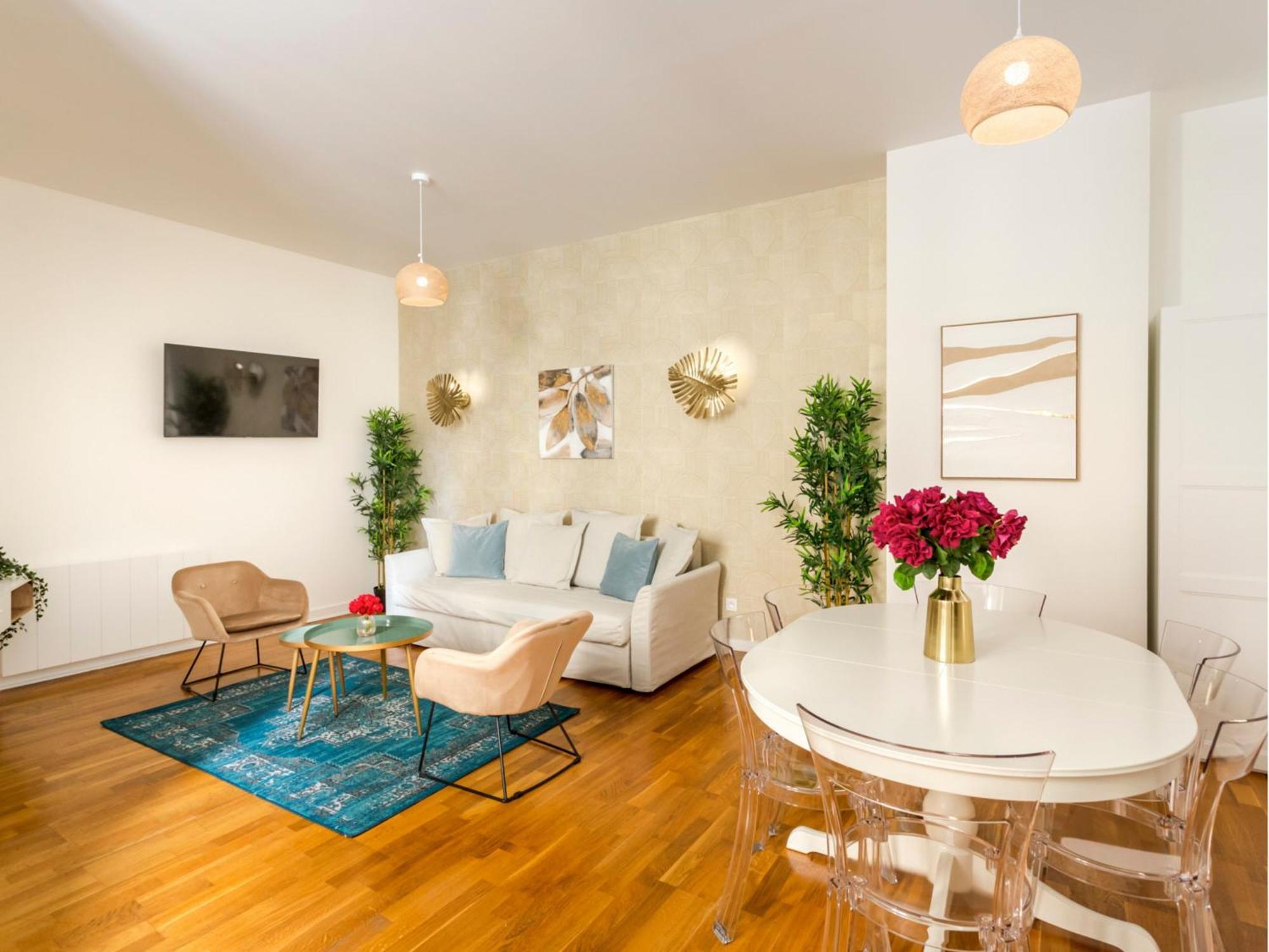 Cozy Apartment - Champs Elysees - Monceau Париж Екстериор снимка