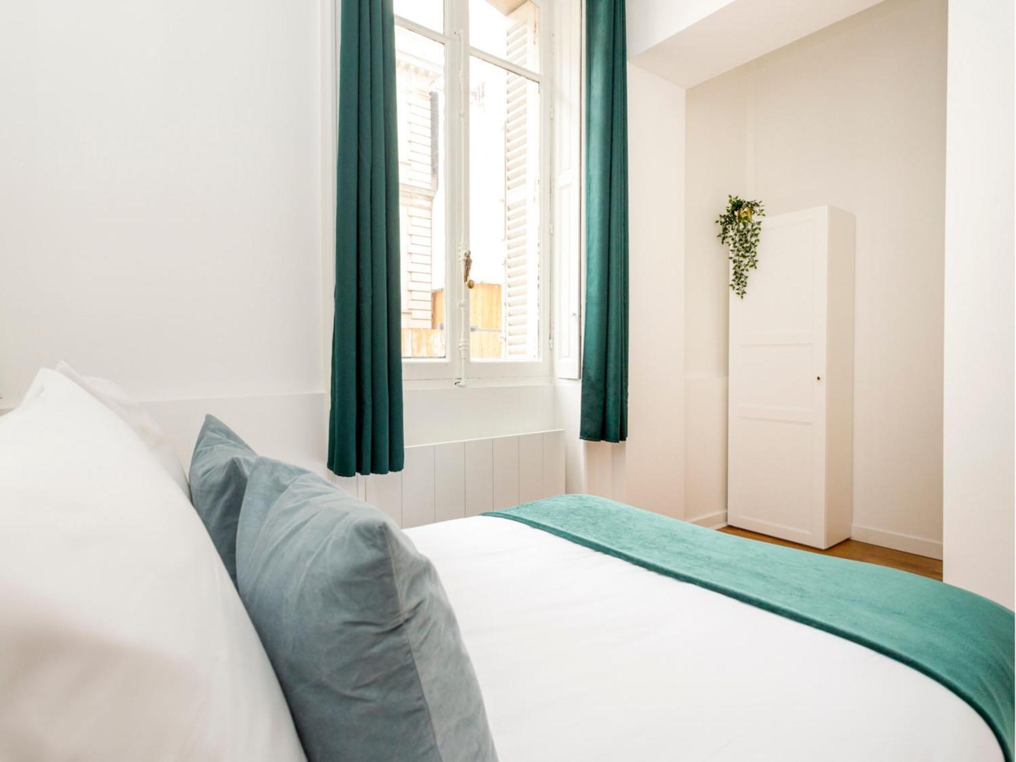 Cozy Apartment - Champs Elysees - Monceau Париж Екстериор снимка